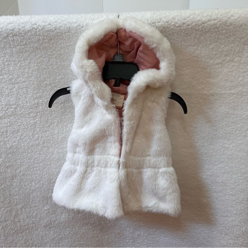 Girls White Faux Fur Vest